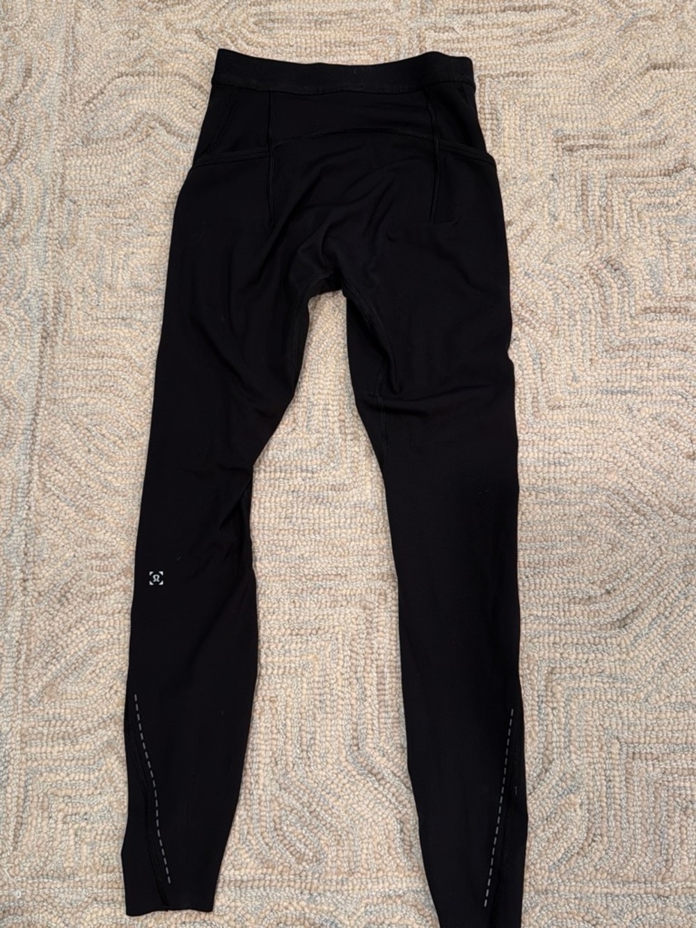 Men's Lululemon Black Performance Tights - Reflective Detail - Picture 5 of 9